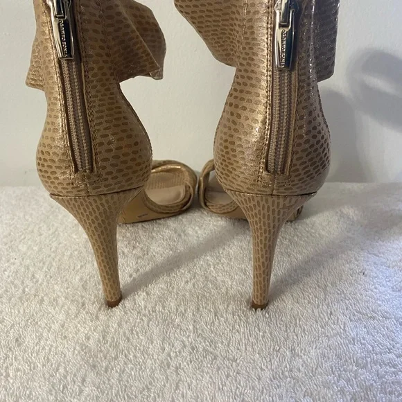 Vince Camuto Ankle Strap Open Toe Heel - Picture 6 of 7